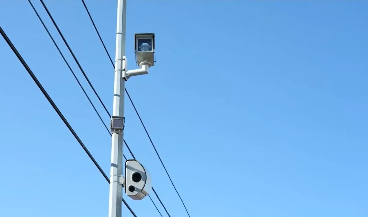 Mỹ: Xe bu&yacute;t New York trở th&agrave;nh "camera giao th&ocirc;ng di động"- Ảnh 1.