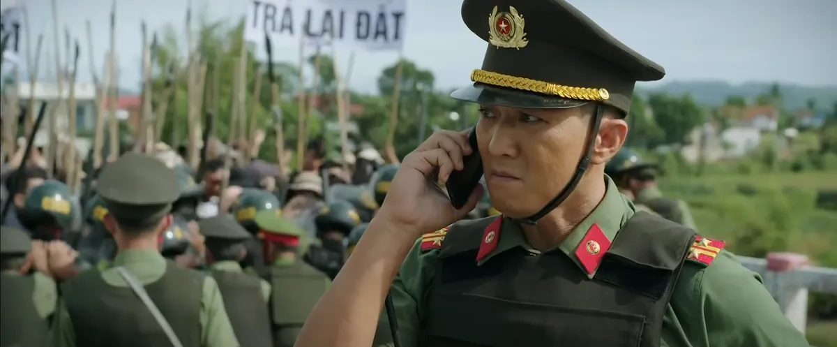 Trời cao nguyên xanh - Tập cuối: Tuấn và đồng đội tóm gọn toàn bộ nhóm phản động của Lok - Ảnh 4.
