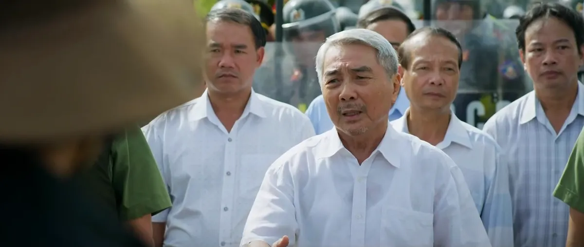Trời cao nguyên xanh - Tập cuối: Tuấn và đồng đội tóm gọn toàn bộ nhóm phản động của Lok - Ảnh 7.