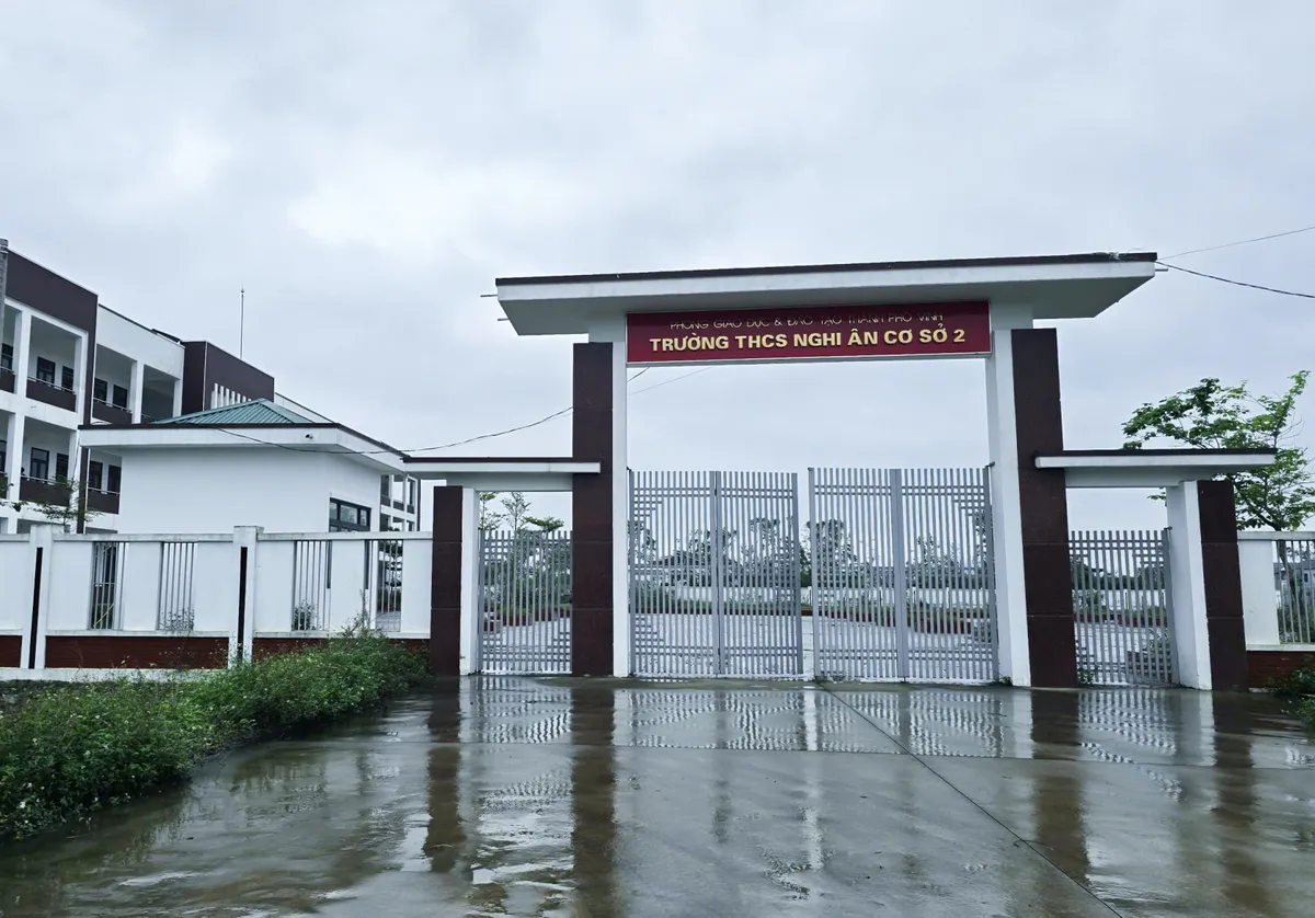 Nghệ An sáp nhập trường, dự kiến giảm 47% đầu mối cơ sở giáo dục công lập - Ảnh 1.