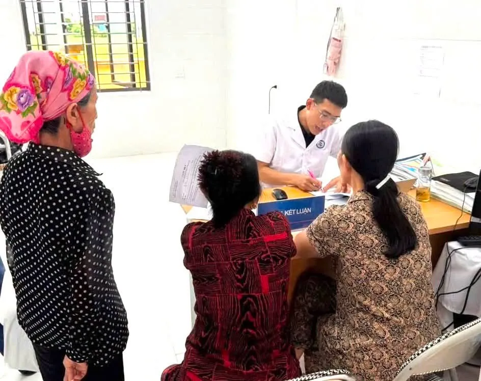 Nghệ An: Đề xuất hỗ trợ 150 triệu đồng đối với bác sĩ về trạm y tế xã - Ảnh 1.