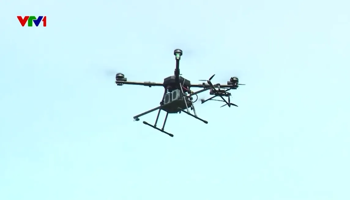 Diễn tập chế áp UAV xâm phạm khu vực cấm - Ảnh 1.