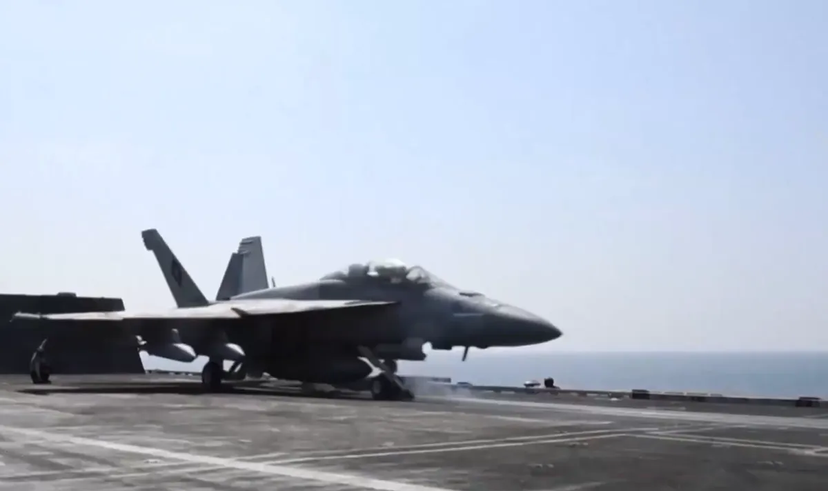 Mỹ chi 23 tỷ USD mua tên lửa Tomahawk- Ảnh 1.