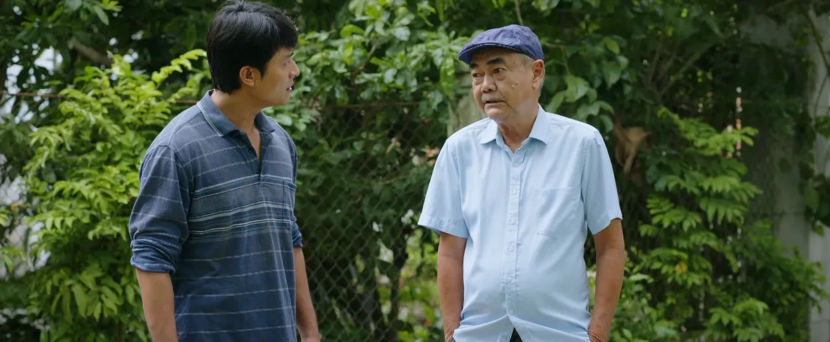 Phù sa - Tập 2: Sáu Lém nhận tiền để tung tin đồn khiến bà con hoang mang - Ảnh 1.