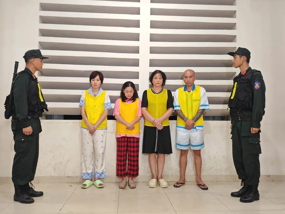 Nữ luật sư tiếp tay cho vợ của Ph&uacute; L&ecirc; lập khống h&oacute;a đơn, che giấu vi phạm kế to&aacute;n - Ảnh 3.