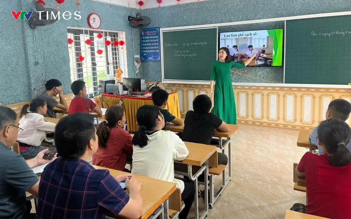 Tiết học tại Trung tâm Giáo dục - Dạy nghề người khuyết tật tỉnh Nghệ An. Ảnh: Ngọc Quân