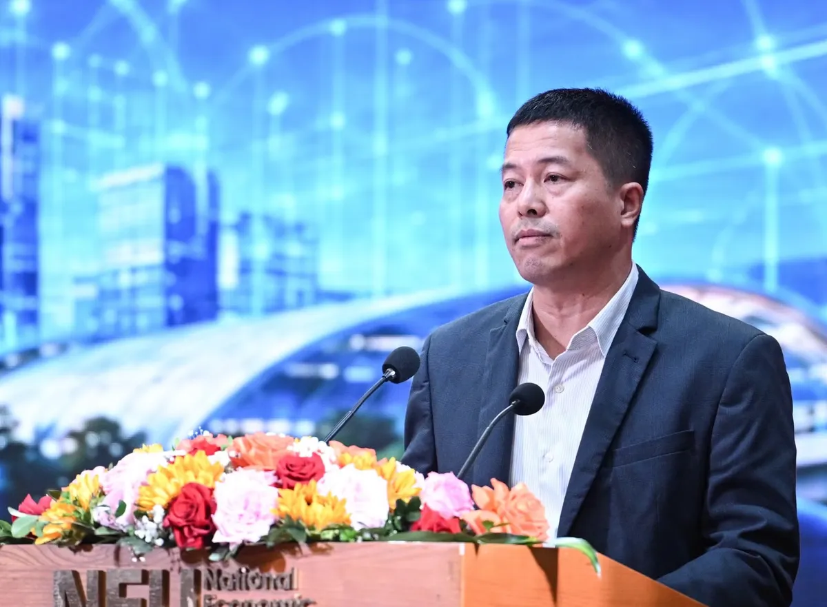M&ocirc; h&igrave;nh tăng trưởng mới: Kh&ocirc;ng thể tiếp tục dựa v&agrave;o đất đai v&agrave; lao động gi&aacute; rẻ - Ảnh 2.