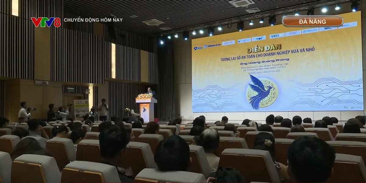 Diễn đàn tương lai số an toàn cho doanh nghiệp vừa và nhỏ- Ảnh 1. Diễn đàn tương lai số an toàn cho doanh nghiệp vừa và nhỏ- Ảnh 1.