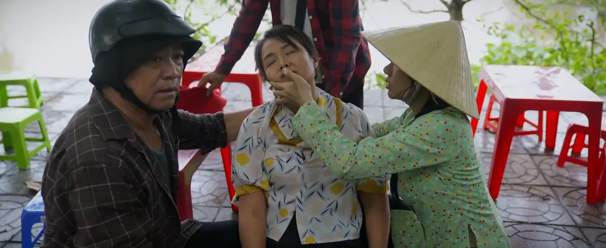 Ph&ugrave; sa - Tập 3: Người d&acirc;n B&igrave;nh H&ograve;a bị "b&oacute;p cổ" v&igrave; nỗi lo sạt lở đất - Ảnh 9.