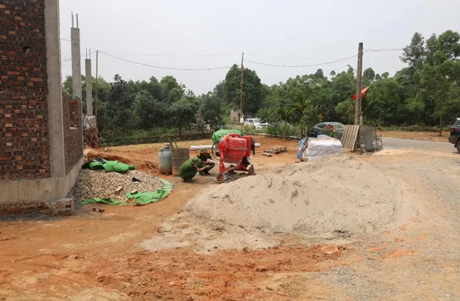 Khởi tố vụ án liên quan vụ tai nạn lao động khiến 1 người tử vong ở Phú Thọ - Ảnh 2.