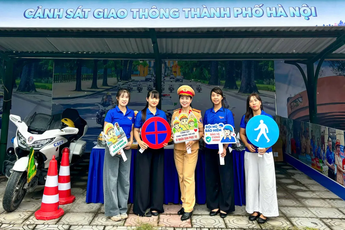 Hà Nội: Hơn 200 đoàn viên tham gia Chương trình "Thanh niên với văn hóa giao thông" năm 2026 - Ảnh 1.