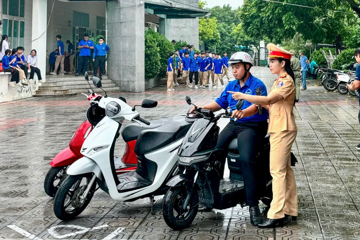 Hà Nội: Hơn 200 đoàn viên tham gia Chương trình "Thanh niên với văn hóa giao thông" năm 2026 - Ảnh 2.