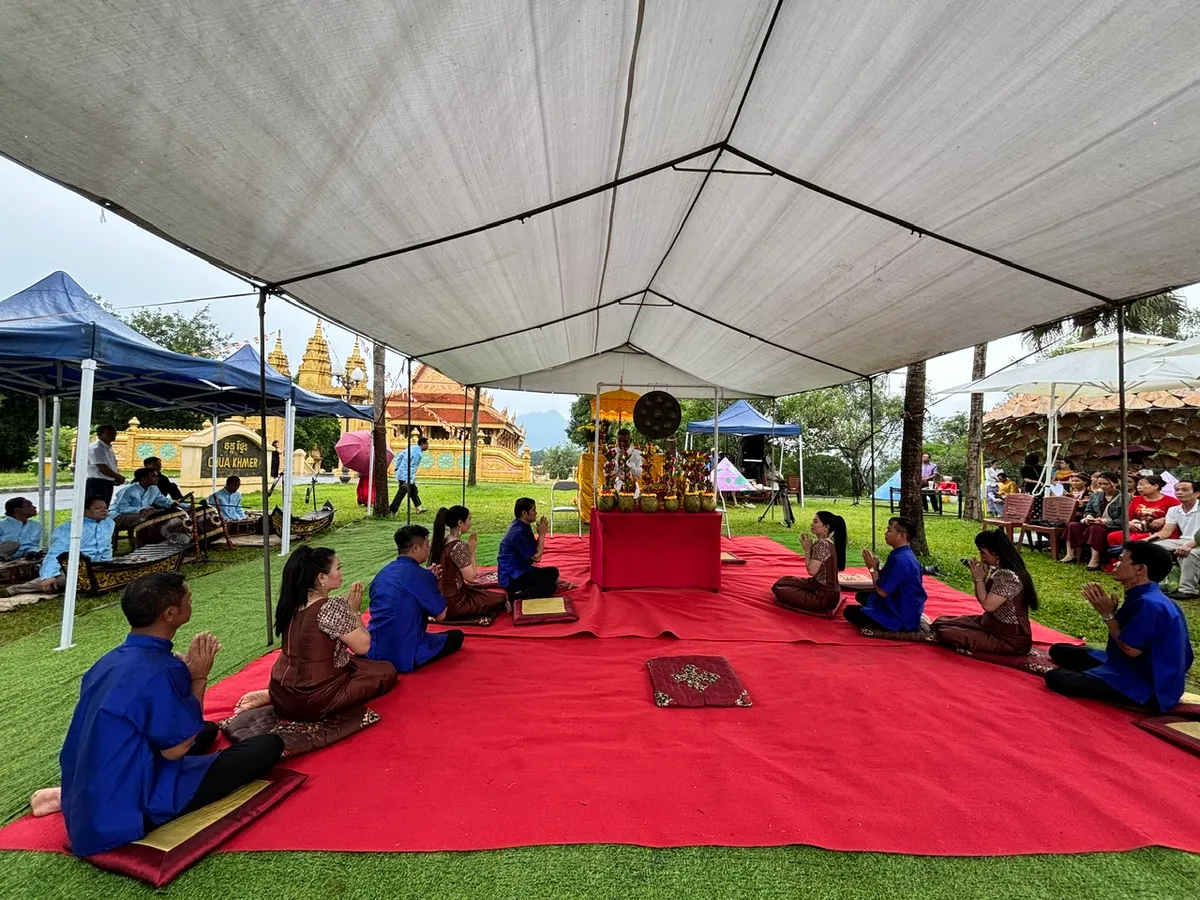 Tái hiện Lễ hội Thắk Côn của đồng bào Khmer Cần Thơ tại Hà Nội- Ảnh 1.