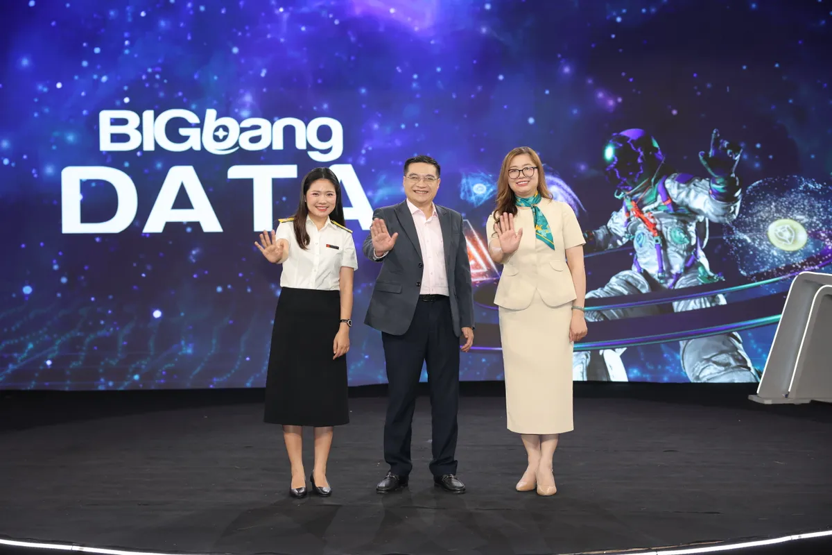 Vũ trụ đồng tiền 2026 - Tập 2 v&ograve;ng Tứ kết: V&agrave;nh đai ph&aacute;p luật- Ảnh 4.