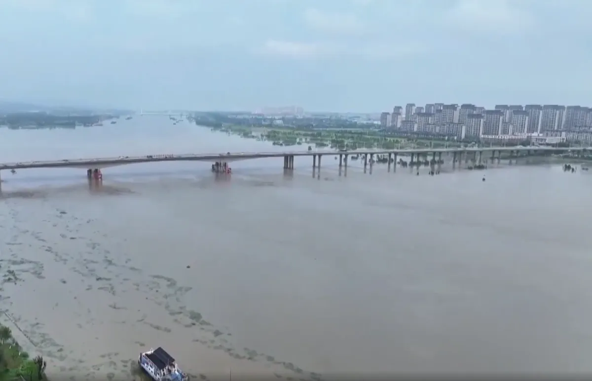 Trung Quốc cảnh báo lũ tại 29 con sông- Ảnh 1.