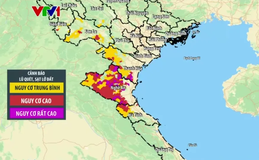 Mưa lớn ở Thanh H&oacute;a đến H&agrave; Tĩnh, gần 185 điểm c&oacute; nguy cơ sạt lở, lũ qu&eacute;t - Ảnh 1.