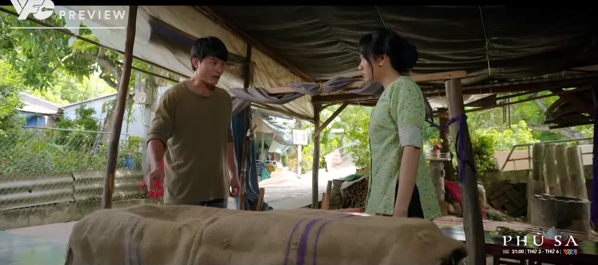 Ph&ugrave; sa - Tập 5: Ph&ugrave; Sa bị nhắc nhở v&igrave; t&acirc;ng bốc Nghiệm qu&aacute; đ&agrave; - Ảnh 1.
