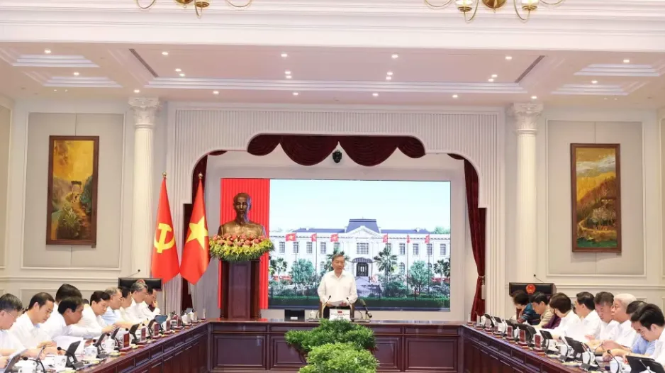 Phấn đấu mỗi người dân được tiếp cận dịch vụ thiết yếu và cơ hội phát triển - Ảnh 3.