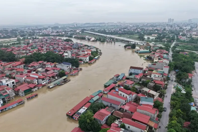Bắc Ninh rút báo động III trên sông Thương, báo động II trên sông Cầu - Ảnh 1.