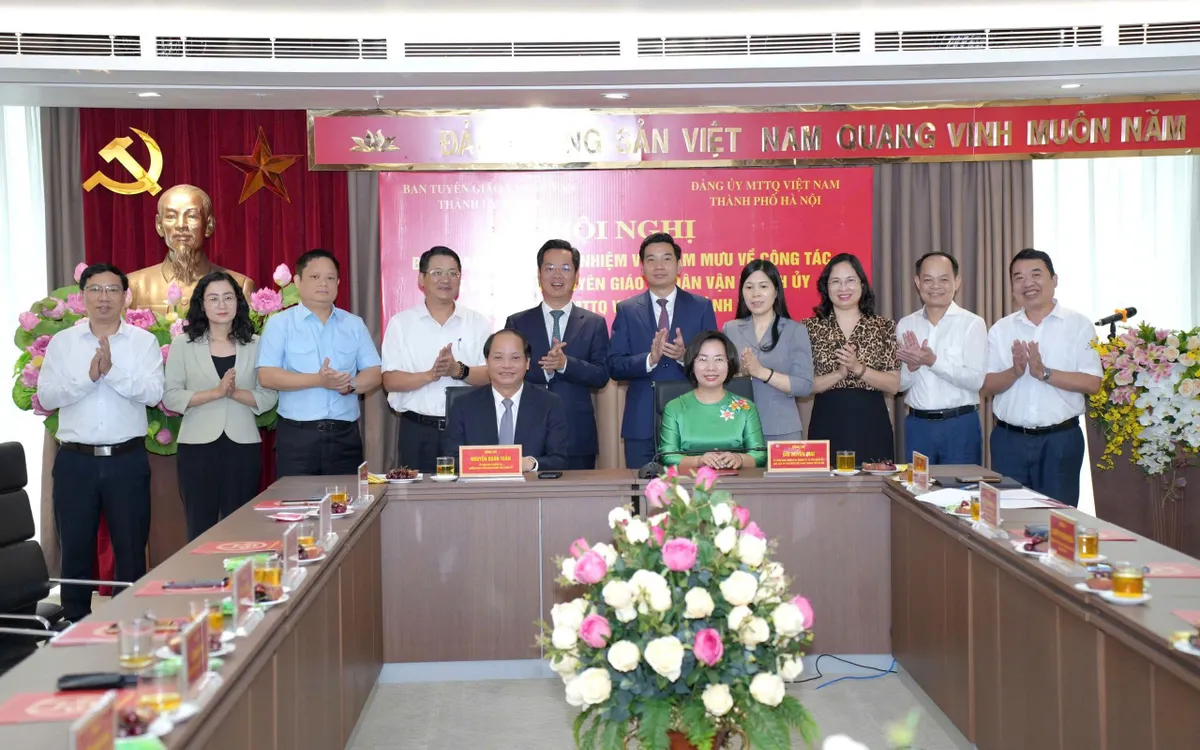 Ảnh: Thành uỷ Hà Nội.