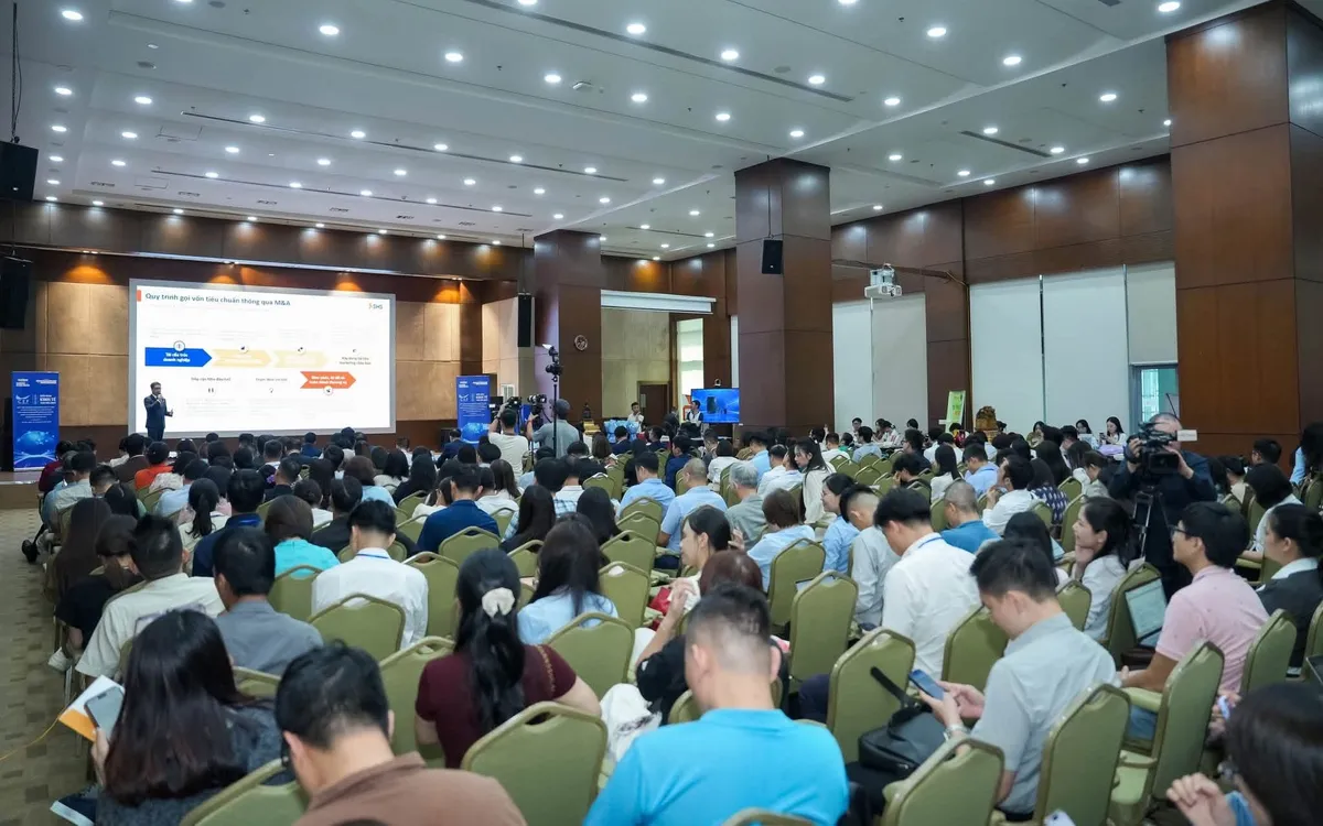 Quang cảnh diễn đàn. Ảnh: Ngọc Hiền.