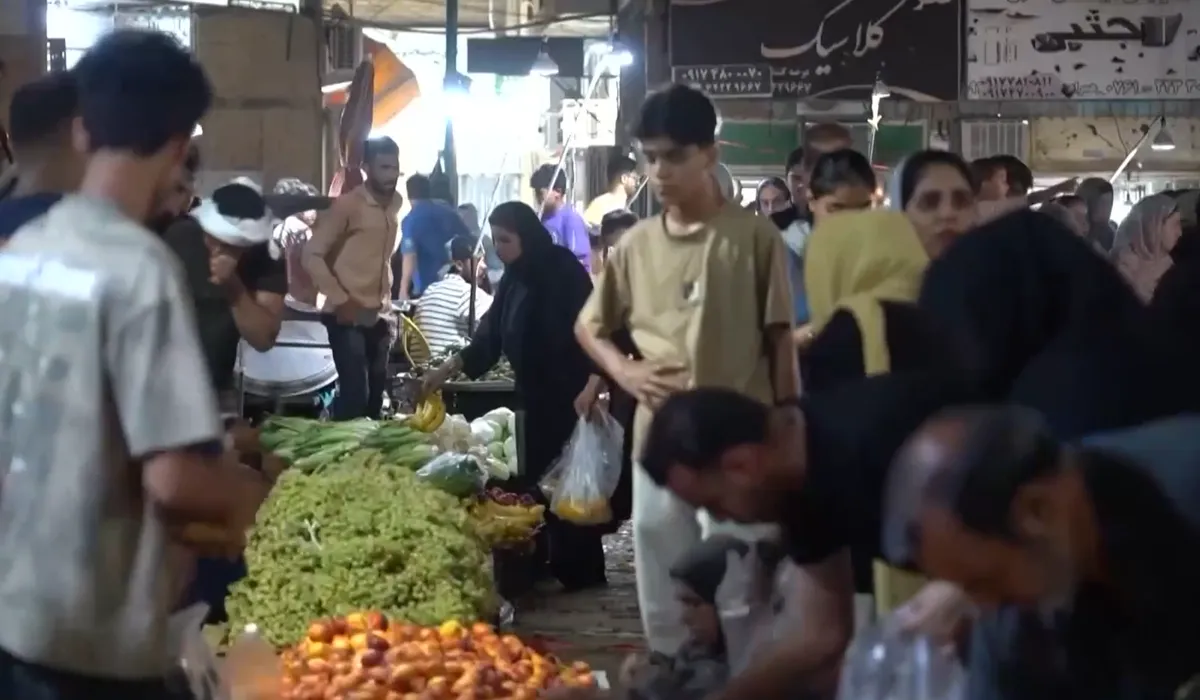 Người dân Iran khẳng định có thể vượt qua sức ép trừng phạt - Ảnh 1.