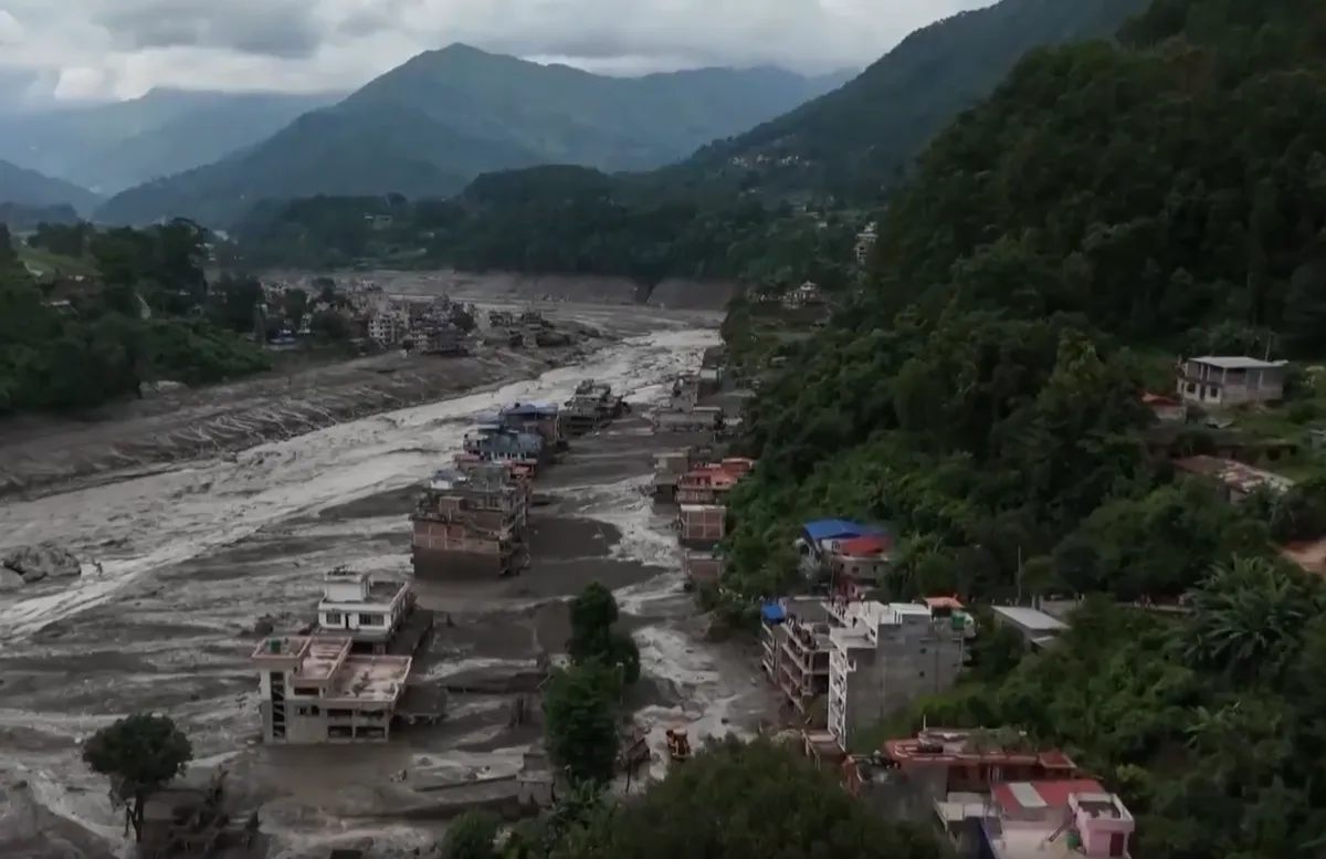 Lũ quét thảm khốc tại biên giới Trung Quốc - Nepal: Ít nhất 270 người thiệt mạng- Ảnh 1.