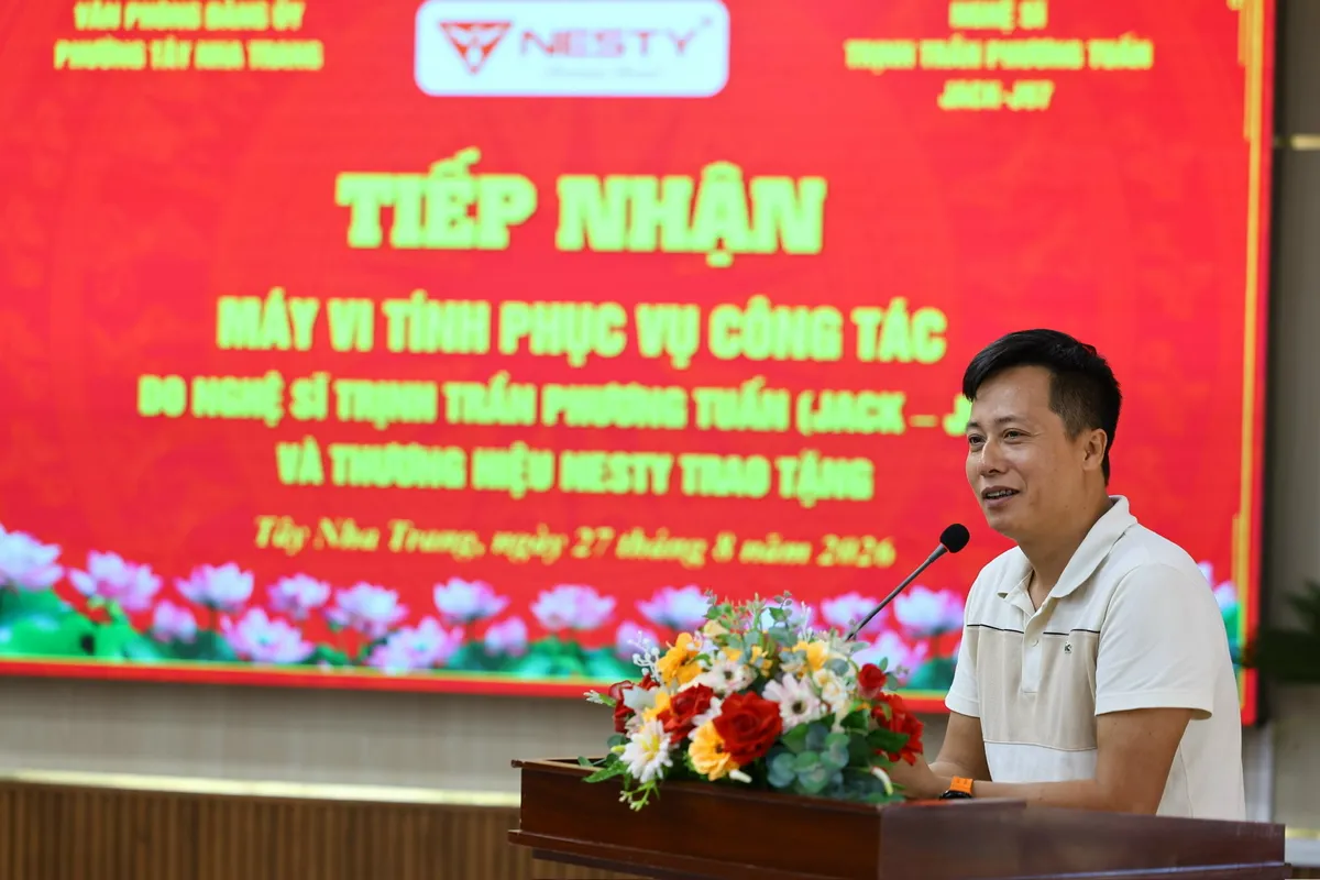 Kh&aacute;nh H&ograve;a tiếp nhận hơn 500 triệu đồng hỗ trợ an sinh v&agrave; chuyển đổi số- Ảnh 5.
