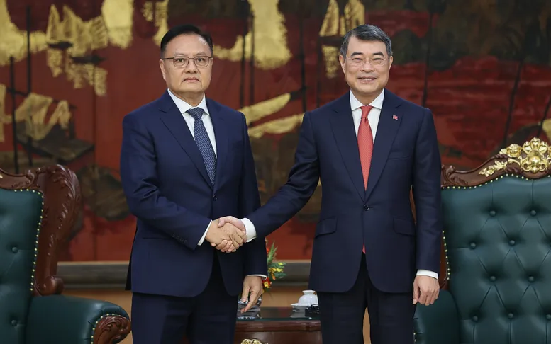 Thủ tướng Lê Minh Hưng tiếp Phó Thủ tướng, Bộ trưởng Bộ Tài chính Lào Santiphab Phomvihane - Ảnh: chinhphu.vn/Nhật Bắc