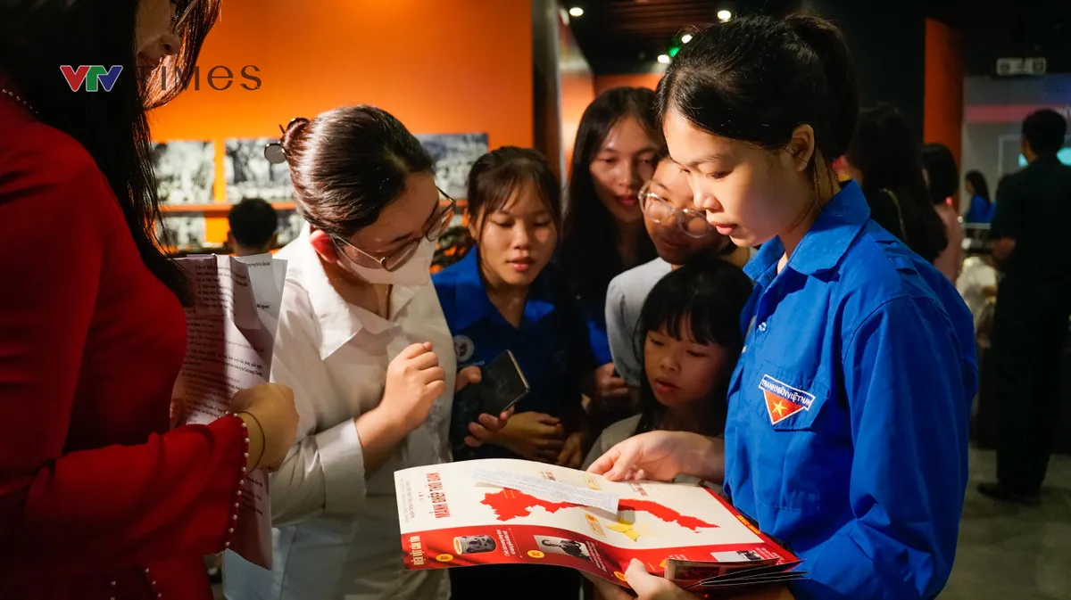 “Hành trình theo ánh Sao vàng” khơi dậy niềm tự hào dân tộc - Ảnh 5.