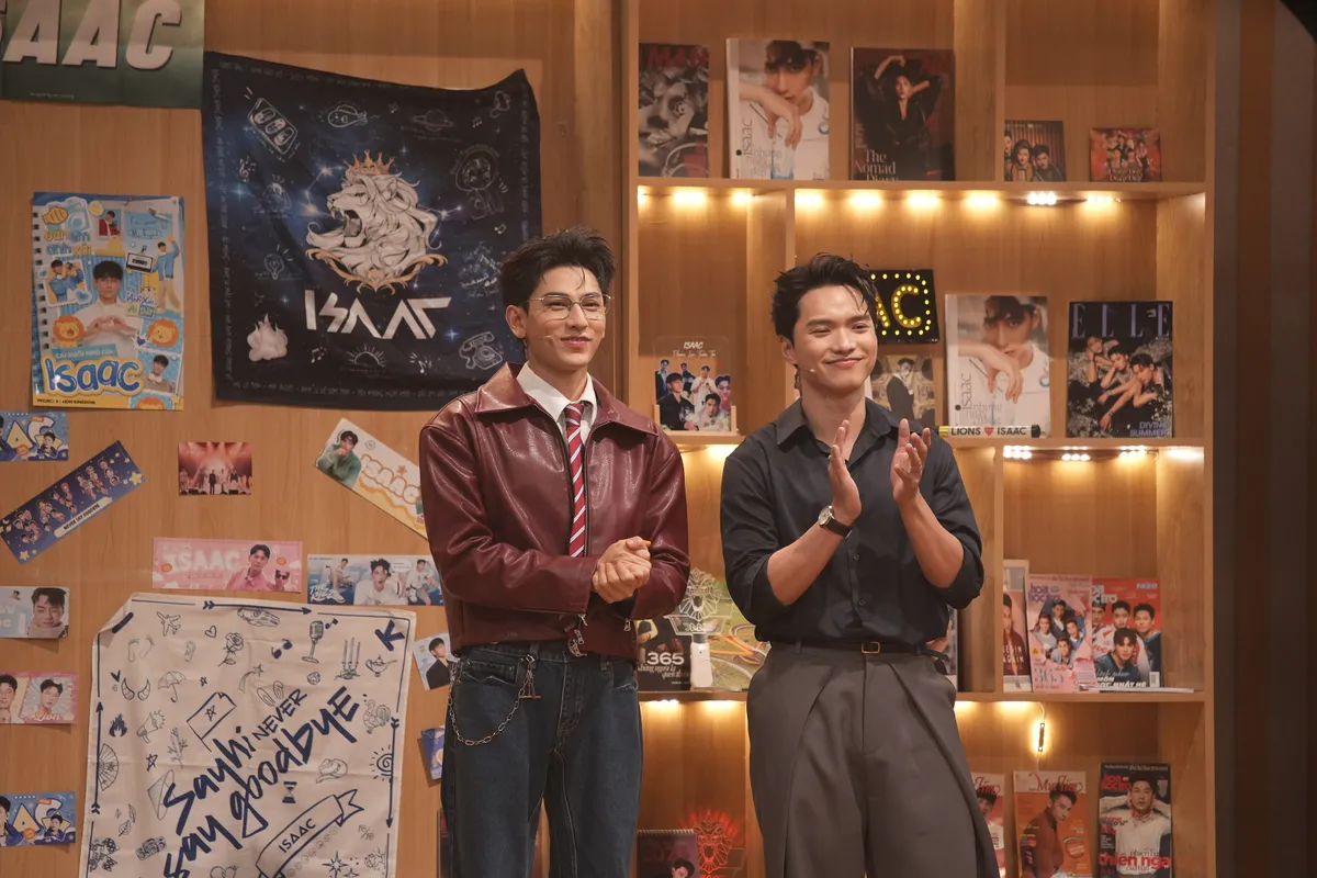 Isaac n&aacute;o động "Vũ trụ Fandom" - Ảnh 4.