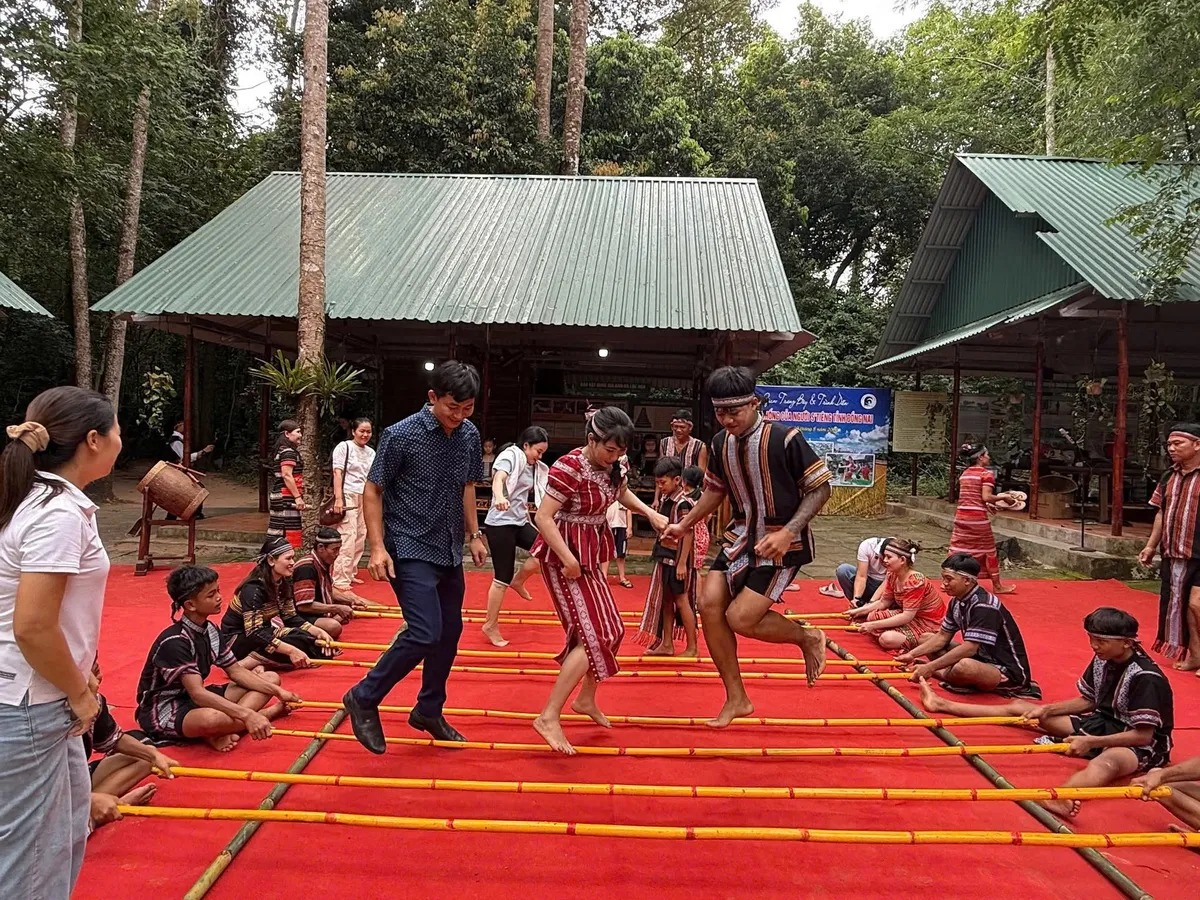 Lễ Quốc khánh 2/9: TP Hồ Chí Minh có gì hấp dẫn? - Ảnh 4.