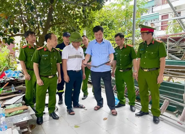Một người tử vong, 3 người bị thương trong vụ nổ tại phòng trọ ở Phú Thọ- Ảnh 2.