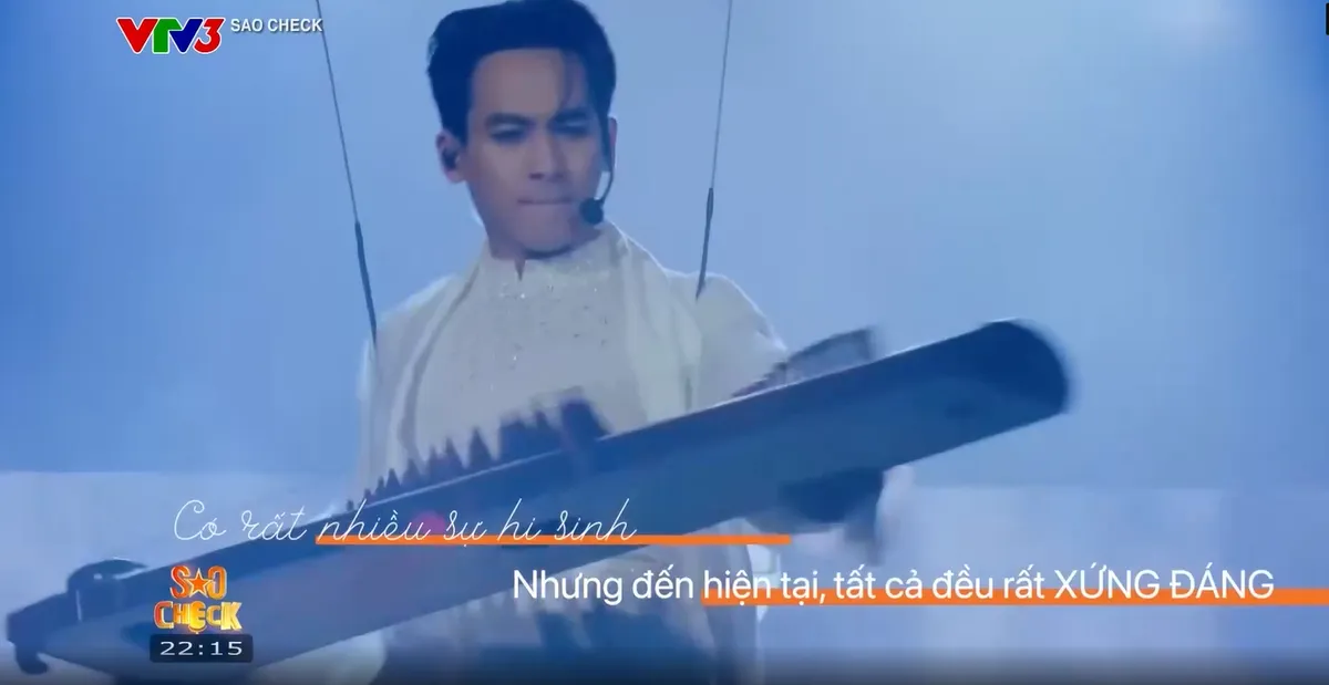 Chuyện chưa kể của "ho&agrave;ng tử xiếc" Ph&ugrave;ng Minh Cương về lần đầu lấn s&acirc;n sang ca h&aacute;t - Ảnh 3.