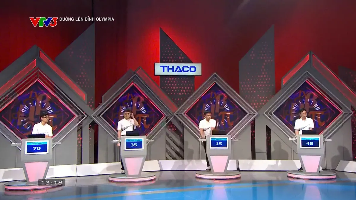 Màn rượt đuổi tỷ số nghẹt thở, nam sinh TP Hồ Chí Minh xuất sắc giành vòng nguyệt quế tại Đường lên đỉnh Olympia- Ảnh 2.