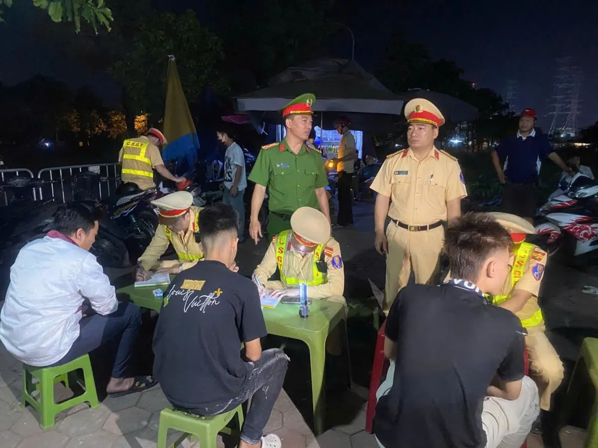 Ninh B&igrave;nh siết chặt an to&agrave;n giao th&ocirc;ng dịp nghỉ lễ Quốc kh&aacute;nh 2/9 - Ảnh 1.