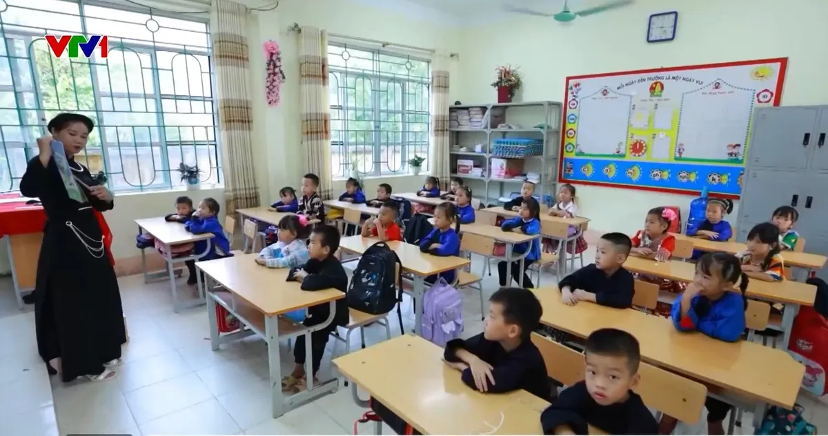 108 trường nội trú liên cấp vùng biên chạy đua hoàn thiện trước ngày khai giảng- Ảnh 4.
