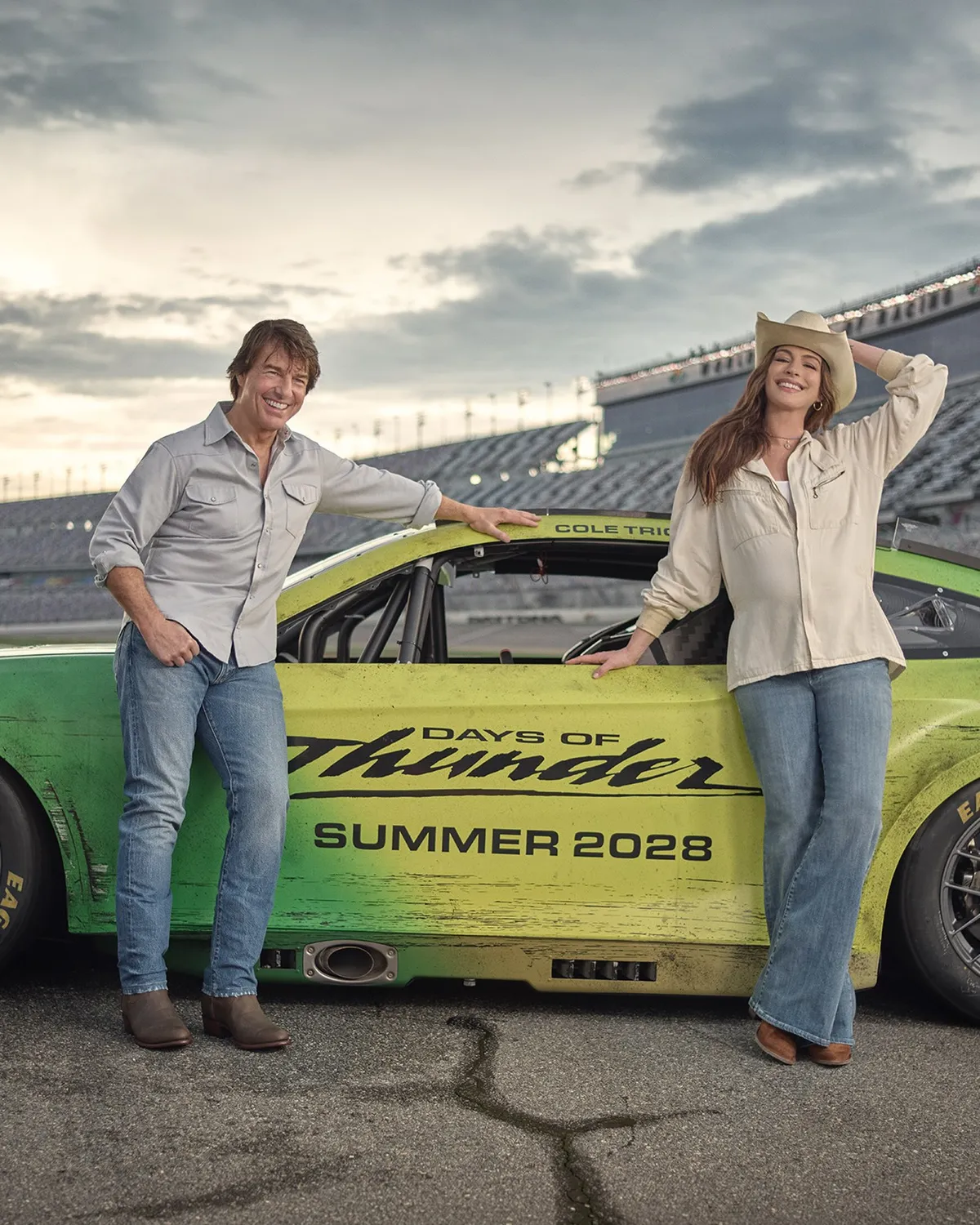 Anne Hathaway gây tranh cãi khi tham gia phần tiếp theo của "Days of Thunder" - Ảnh 2.
