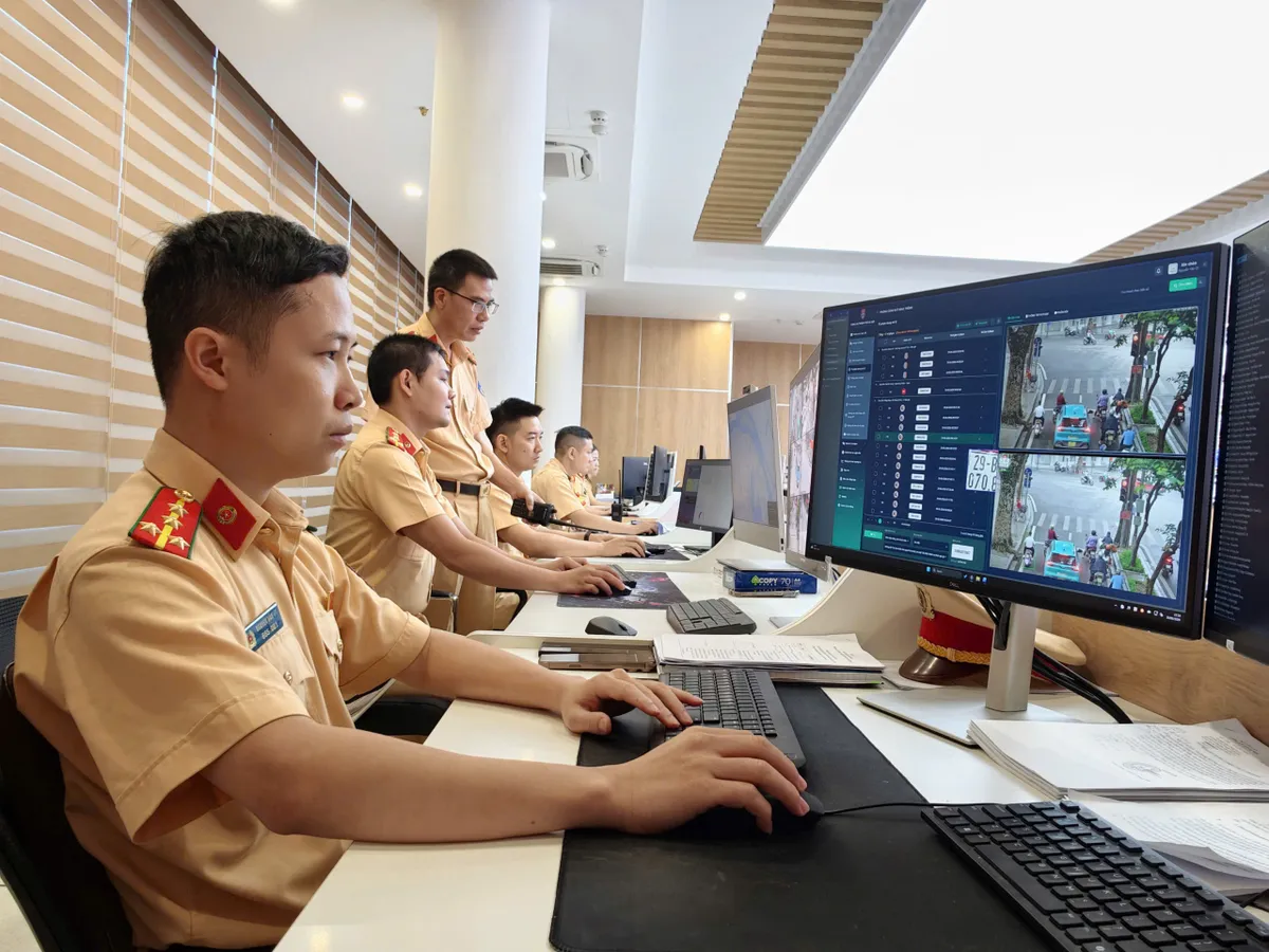 CSGT Hà Nội chủ động phương án đón dòng phương tiện trở lại Thủ đô sau kỳ nghỉ lễ - Ảnh 5.