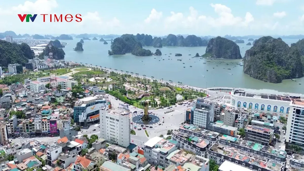 Quảng Ninh ch&iacute;nh thức trở th&agrave;nh th&agrave;nh phố từ h&ocirc;m nay (1/9)- Ảnh 1.