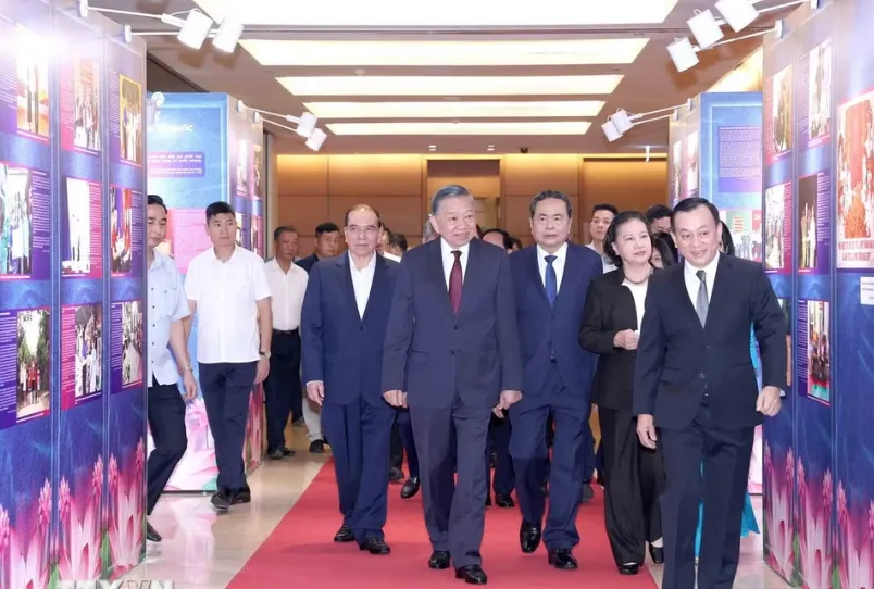 L&atilde;nh đạo Đảng, Nh&agrave; nước dự Hội nghị qu&aacute;n triệt, triển khai thực hiện một số nghị quyết, chỉ thị của Bộ Ch&iacute;nh trị  - Ảnh 4.