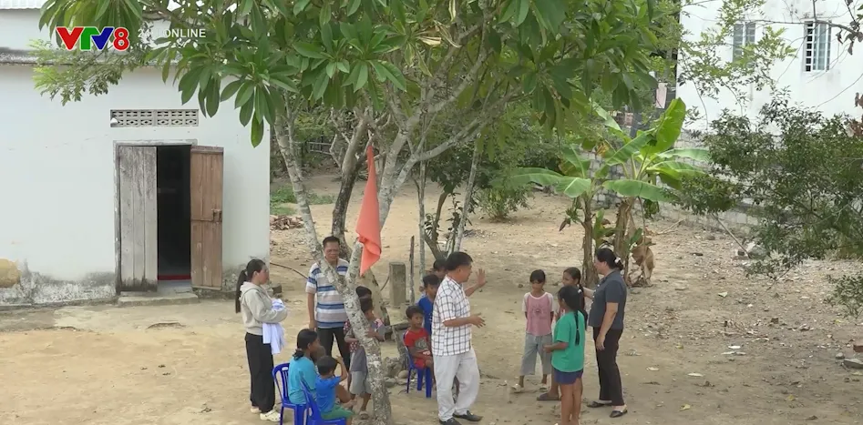 Làng đồng bào Raglai chuyển mình nhờ con chữ
- Ảnh 4. Làng đồng bào Raglai chuyển mình nhờ con chữ
- Ảnh 4.