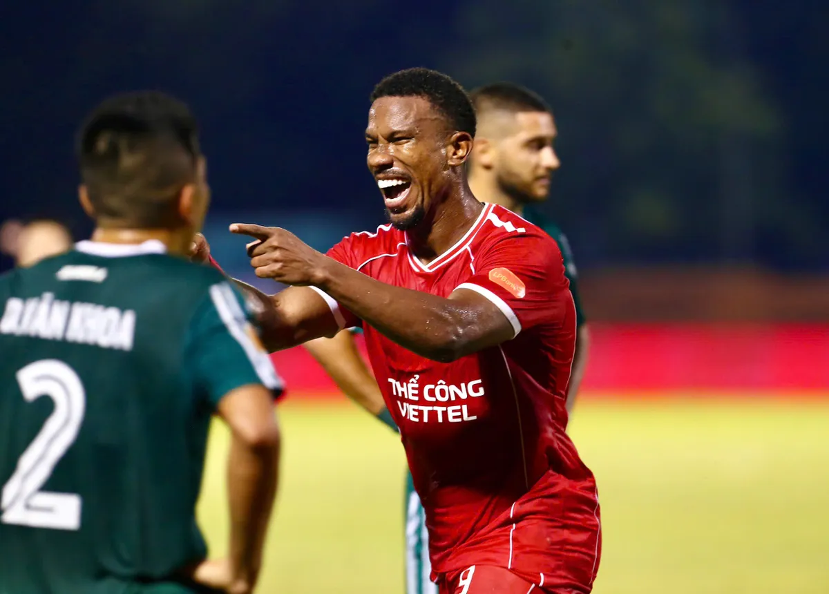 Thua 0-2, HLV Việt Thắng vẫn tin Công Phượng được trao băng đội trưởng là đúng đắn- Ảnh 2.
