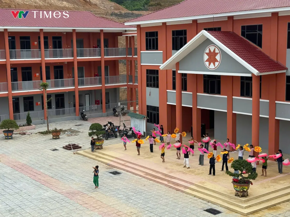 Điện Bi&ecirc;n đổi mới tư duy, kiến tạo bước chuyển mới cho gi&aacute;o dục v&ugrave;ng cao - Ảnh 4.