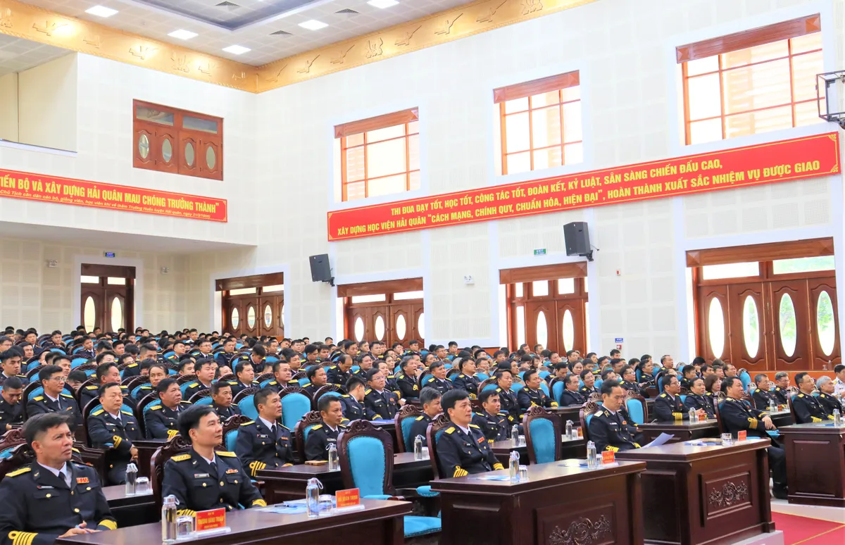 Học viện Hải quân bước vào năm học mới với quyết tâm chuyển đổi số toàn diện- Ảnh 2.