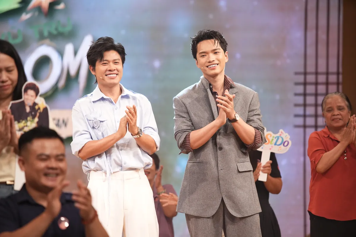 &ldquo;Cỗ m&aacute;y tạo hit&rdquo; Nguyễn Văn Chung xuất hiện trong Vũ trụ Fandom - Ảnh 6.