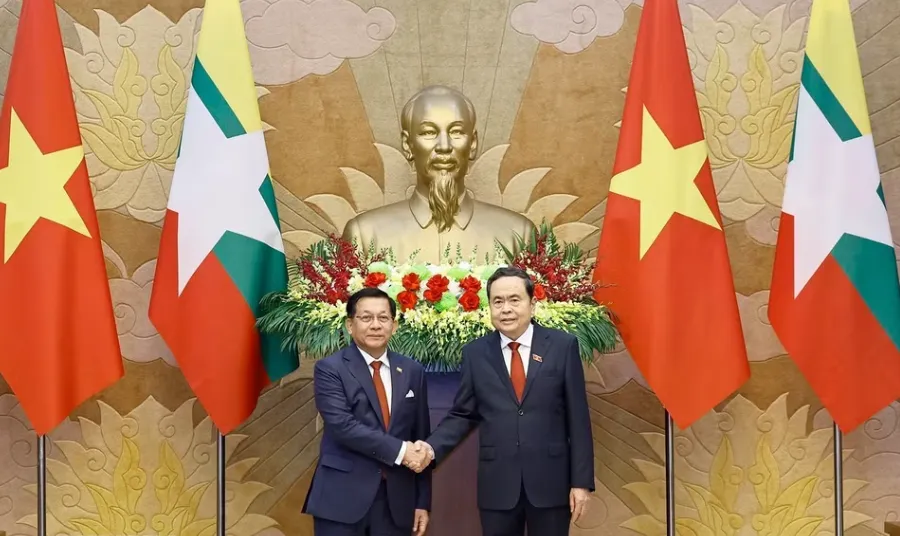 Chủ tịch Quốc hội Trần Thanh Mẫn hội kiến Tổng thống Myanmar - Ảnh 2.