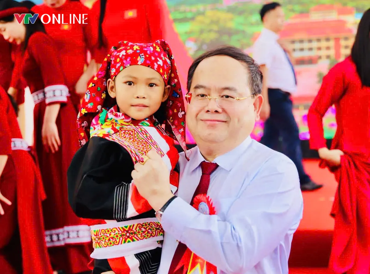 Quảng Ninh chăm lo gần 372.000 học sinh bước vào năm học mới - Ảnh 7.