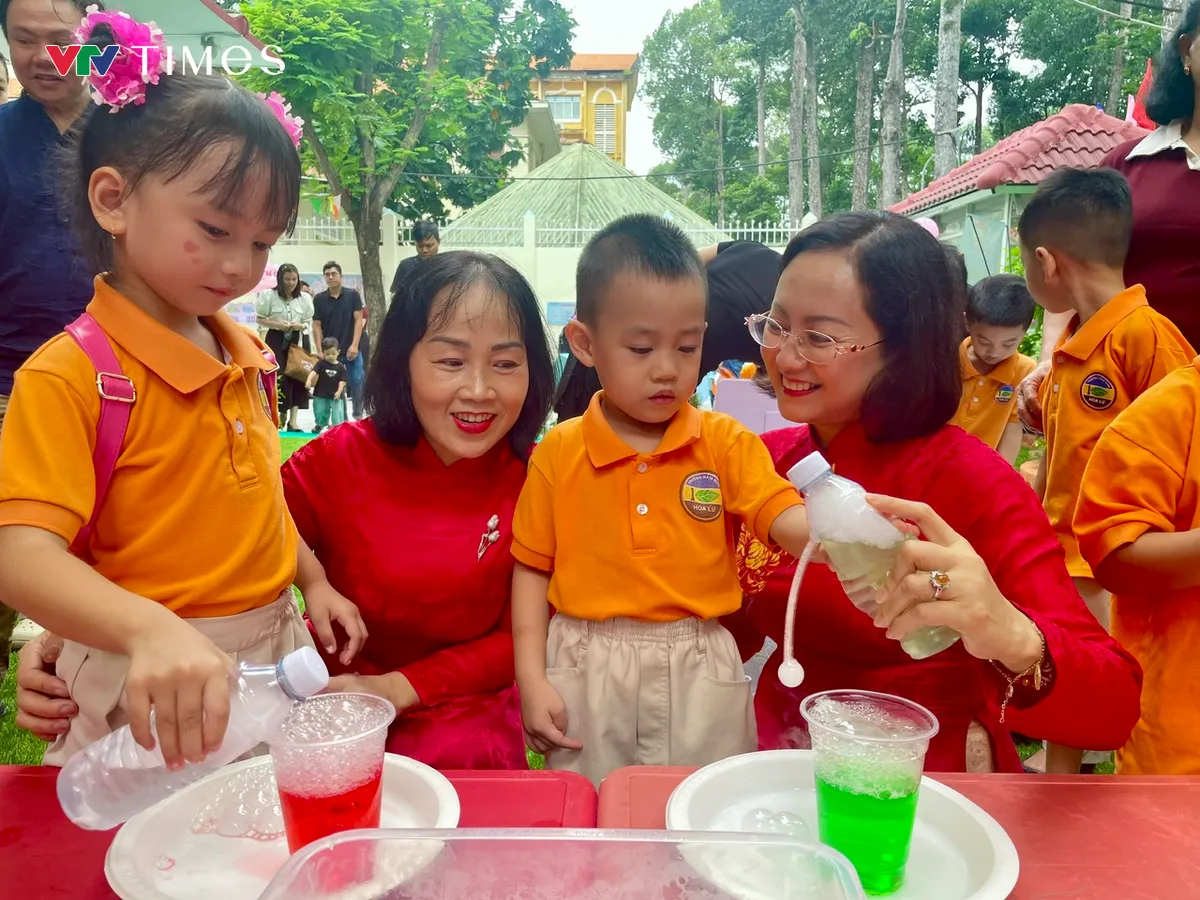 Ươm những niềm vui xanh mỗi ng&agrave;y tới trường - Ảnh 2.