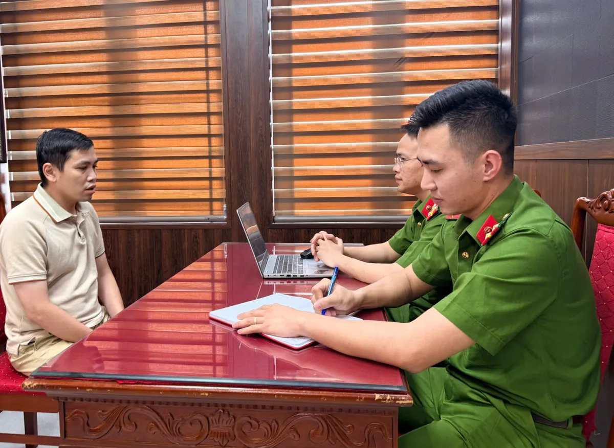 Triệu tập 3 người liên quan vụ xe cứu thương thu 9,5 triệu đồng ở Thanh Hóa - Ảnh 3.